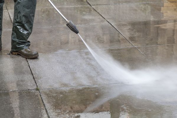 Cost of Concrete Power Washing in Destin