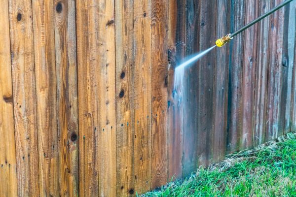 Cost of Fence Pressure Washing in Destin