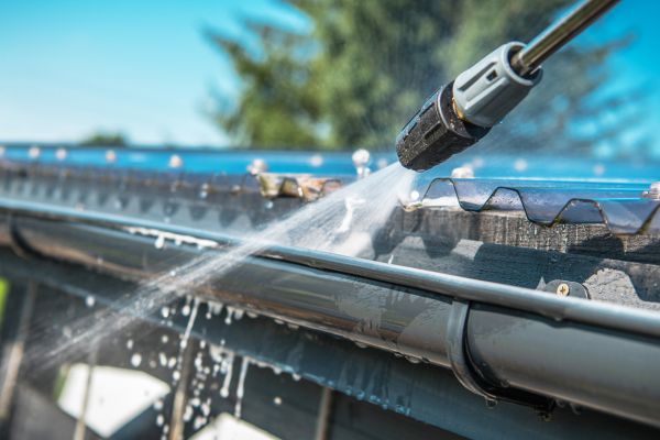 Cost of Gutter Pressure Washing in Destin