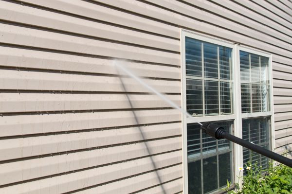 Cost of Pressure Washing in Destin