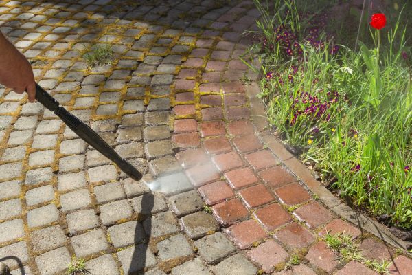 Cost of Walkway Cleaning Service in Destin