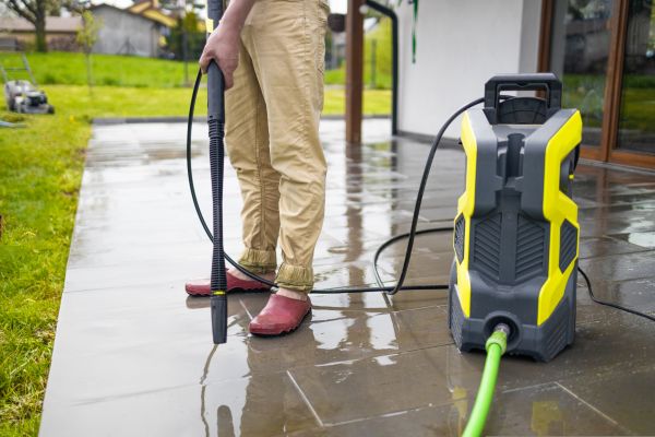 Cost of Porch Pressure Washing in Destin