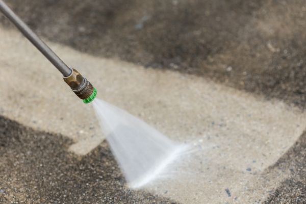Cost of Garage Floor Power Washing in Destin