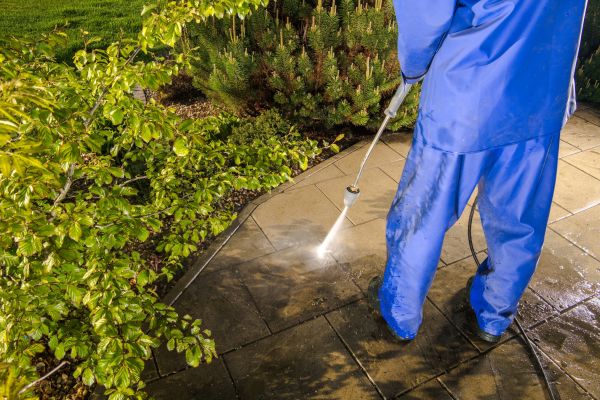 Cost of Hardscape Cleaning in Destin
