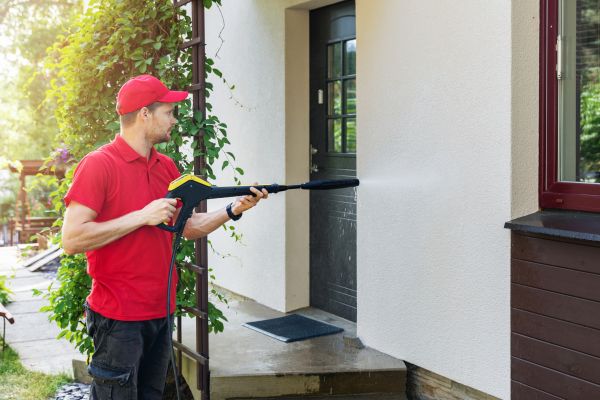 Cost of House Powerwashing in Destin