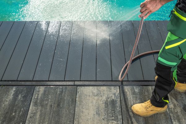 Cost of Pool Area Pressure Cleaning in Destin