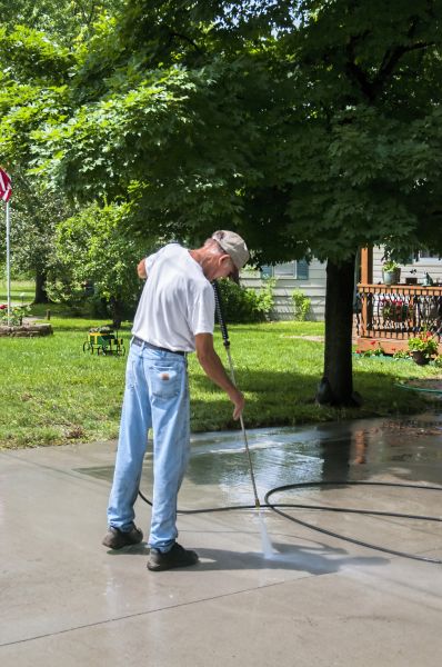 Cost of Driveway Concrete Cleaning in Destin